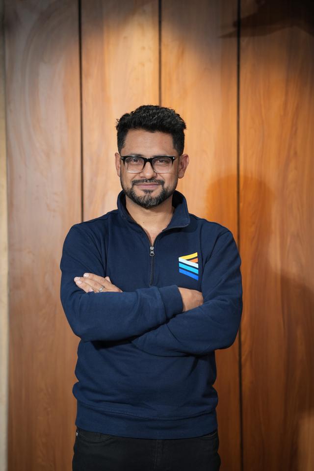 Manoj Pandeyphoto